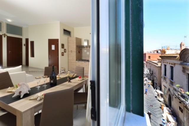 Ferienwohnung Corso Umberto Piazza Duomo Taormina Exterior foto